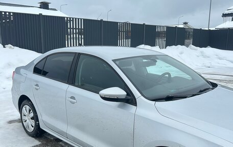 Volkswagen Jetta VI, 2012 год, 900 000 рублей, 4 фотография
