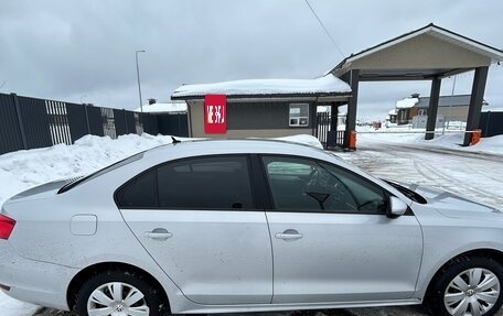 Volkswagen Jetta VI, 2012 год, 900 000 рублей, 6 фотография