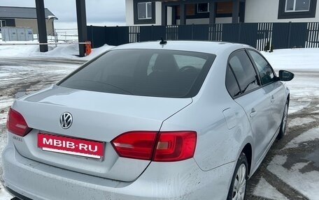 Volkswagen Jetta VI, 2012 год, 900 000 рублей, 10 фотография