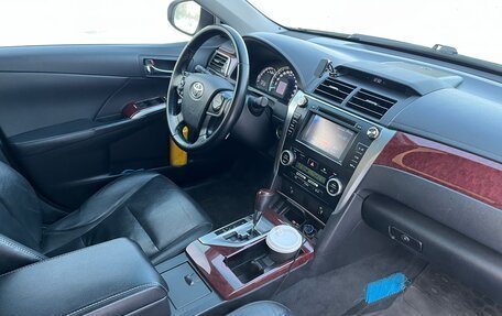 Toyota Camry, 2014 год, 1 800 000 рублей, 10 фотография