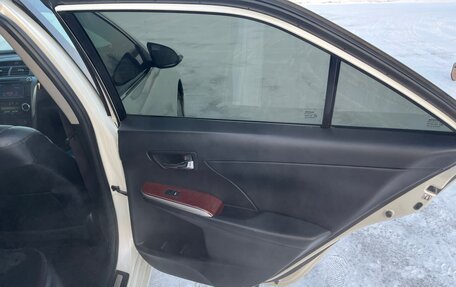 Toyota Camry, 2014 год, 1 800 000 рублей, 14 фотография