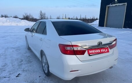 Toyota Camry, 2014 год, 1 800 000 рублей, 7 фотография