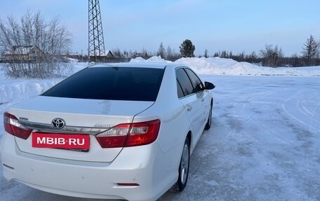 Toyota Camry, 2014 год, 1 800 000 рублей, 8 фотография