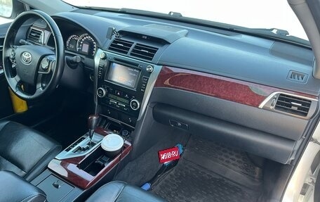 Toyota Camry, 2014 год, 1 800 000 рублей, 11 фотография