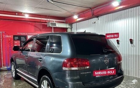 Volkswagen Touareg III, 2004 год, 650 000 рублей, 17 фотография