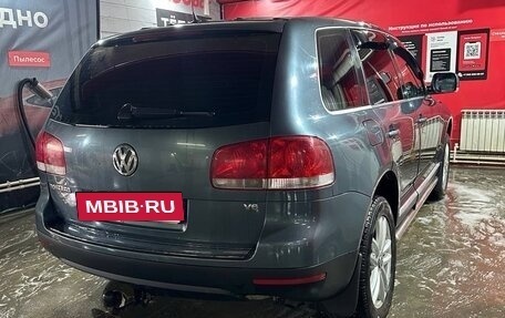 Volkswagen Touareg III, 2004 год, 650 000 рублей, 16 фотография