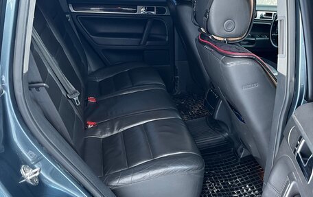 Volkswagen Touareg III, 2004 год, 650 000 рублей, 23 фотография