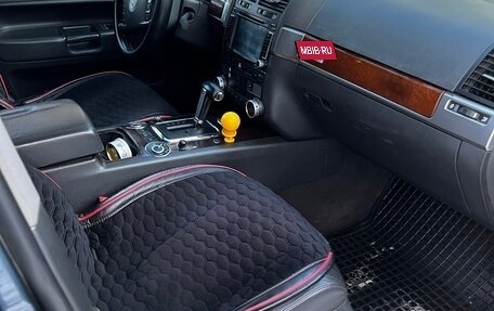 Volkswagen Touareg III, 2004 год, 650 000 рублей, 21 фотография