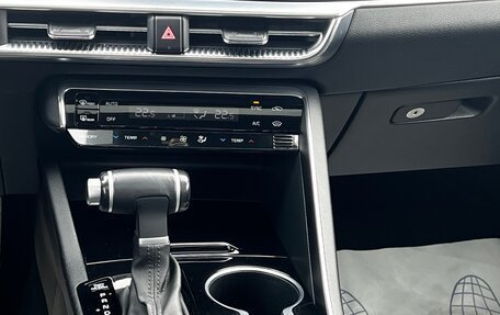 KIA K5, 2021 год, 2 880 000 рублей, 26 фотография