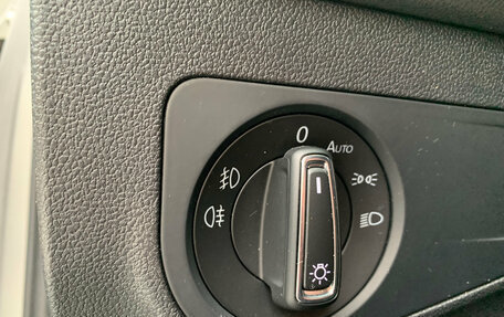 Volkswagen Tiguan II, 2019 год, 2 249 000 рублей, 14 фотография