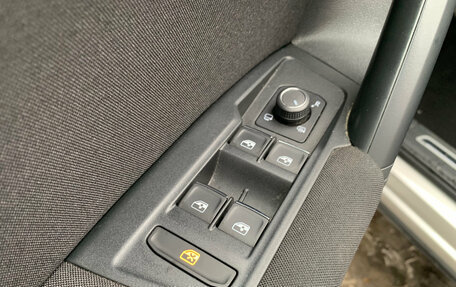 Volkswagen Tiguan II, 2019 год, 2 249 000 рублей, 13 фотография