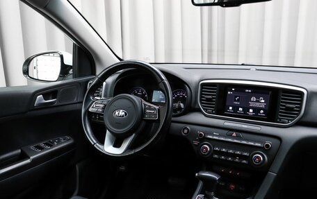 KIA Sportage IV рестайлинг, 2019 год, 2 599 000 рублей, 7 фотография