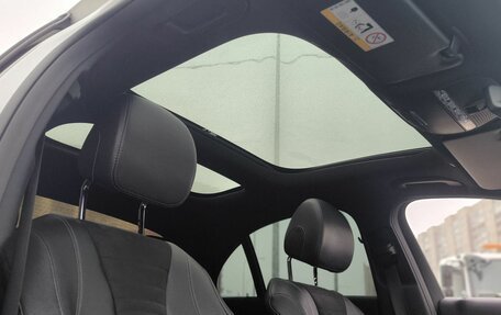 Mercedes-Benz E-Класс, 2019 год, 3 250 000 рублей, 18 фотография