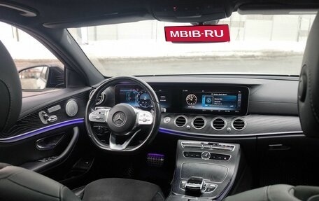 Mercedes-Benz E-Класс, 2019 год, 3 250 000 рублей, 20 фотография