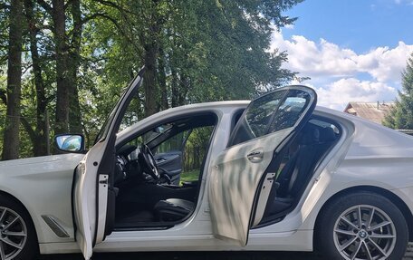 BMW 5 серия, 2017 год, 3 100 000 рублей, 3 фотография