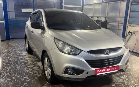 Hyundai ix35 I рестайлинг, 2013 год, 1 550 000 рублей, 2 фотография