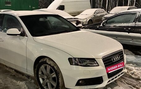 Audi A4, 2010 год, 950 000 рублей, 3 фотография