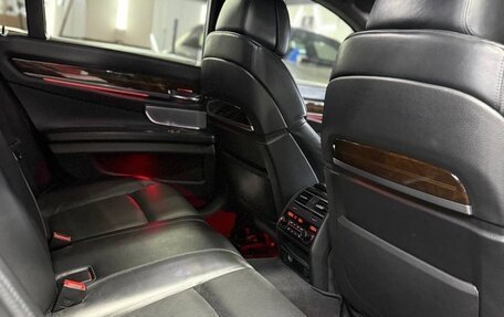 BMW 7 серия, 2009 год, 3 000 000 рублей, 26 фотография