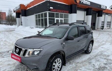 Nissan Terrano III, 2017 год, 1 010 000 рублей, 2 фотография