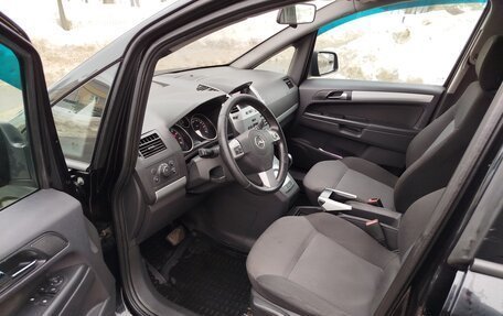 Opel Zafira B, 2010 год, 700 000 рублей, 7 фотография