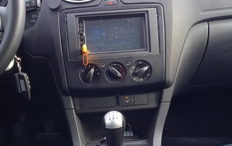 Ford Focus II рестайлинг, 2006 год, 430 000 рублей, 15 фотография