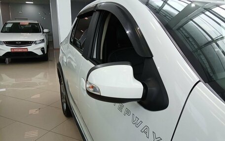 Renault Logan II, 2019 год, 1 245 000 рублей, 5 фотография