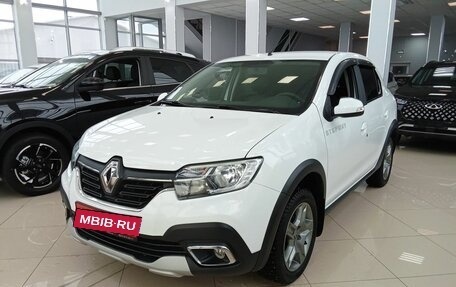 Renault Logan II, 2019 год, 1 245 000 рублей, 3 фотография
