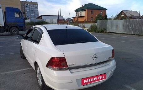 Opel Astra H, 2012 год, 710 000 рублей, 2 фотография