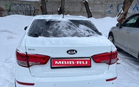 KIA Rio III рестайлинг, 2016 год, 825 000 рублей, 1 фотография