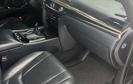 Lexus LX III, 2018 год, 8 300 000 рублей, 16 фотография