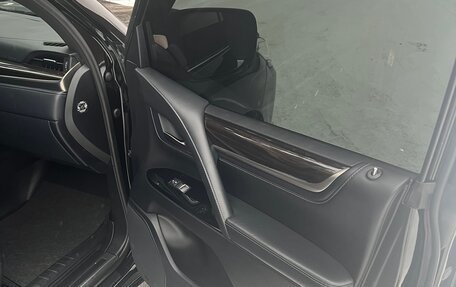 Lexus LX III, 2018 год, 8 300 000 рублей, 17 фотография