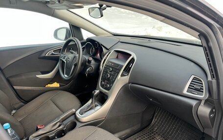 Opel Astra J, 2011 год, 620 000 рублей, 9 фотография