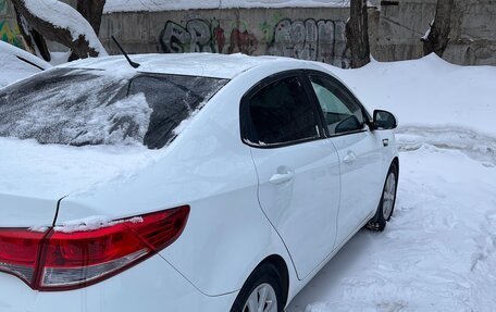 KIA Rio III рестайлинг, 2016 год, 825 000 рублей, 2 фотография