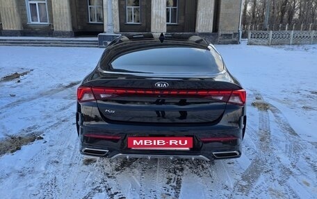 KIA K5, 2021 год, 2 550 000 рублей, 5 фотография