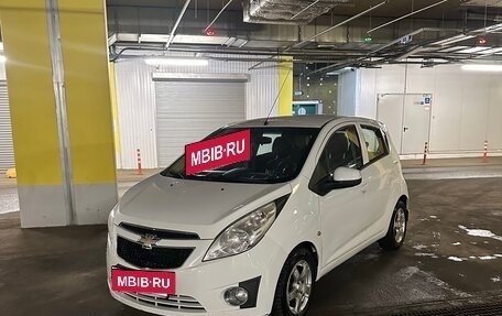 Chevrolet Spark III, 2011 год, 540 000 рублей, 3 фотография