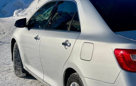 Toyota Camry, 2011 год, 1 550 000 рублей, 10 фотография