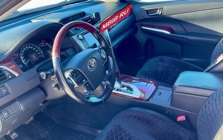 Toyota Camry, 2011 год, 1 550 000 рублей, 2 фотография