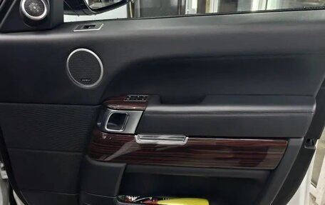 Land Rover Range Rover IV рестайлинг, 2014 год, 3 950 000 рублей, 3 фотография