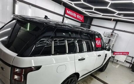 Land Rover Range Rover IV рестайлинг, 2014 год, 3 950 000 рублей, 18 фотография