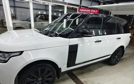 Land Rover Range Rover IV рестайлинг, 2014 год, 3 950 000 рублей, 20 фотография