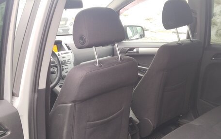 Opel Zafira B, 2013 год, 510 000 рублей, 15 фотография