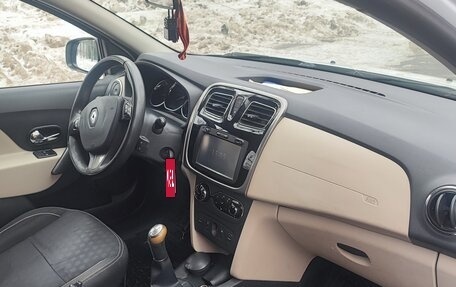 Renault Logan II, 2014 год, 475 000 рублей, 14 фотография