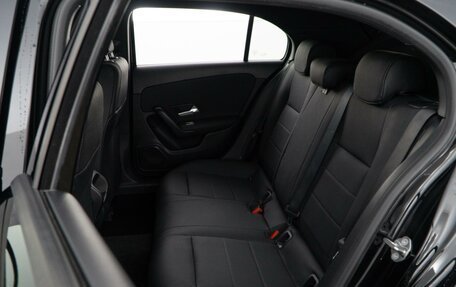 Mercedes-Benz A-Класс, 2019 год, 2 457 077 рублей, 9 фотография