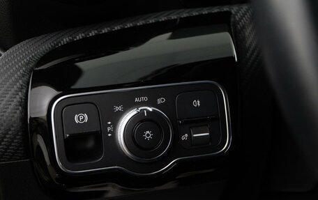 Mercedes-Benz A-Класс, 2019 год, 2 457 077 рублей, 17 фотография