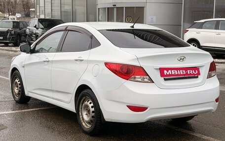 Hyundai Solaris II рестайлинг, 2013 год, 680 000 рублей, 5 фотография
