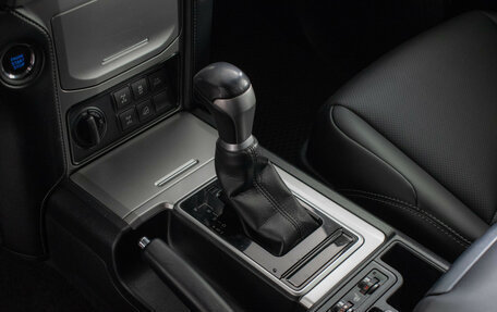 Toyota Land Cruiser Prado 150 рестайлинг 2, 2021 год, 6 590 000 рублей, 15 фотография