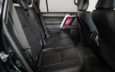 Toyota Land Cruiser Prado 150 рестайлинг 2, 2021 год, 6 590 000 рублей, 10 фотография