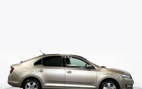 Skoda Rapid I, 2018 год, 1 295 000 рублей, 3 фотография