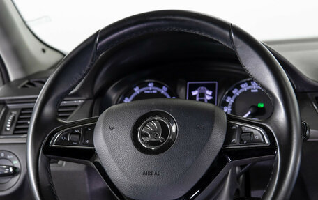 Skoda Rapid I, 2018 год, 1 295 000 рублей, 12 фотография