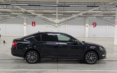 Skoda Octavia, 2018 год, 1 599 000 рублей, 4 фотография